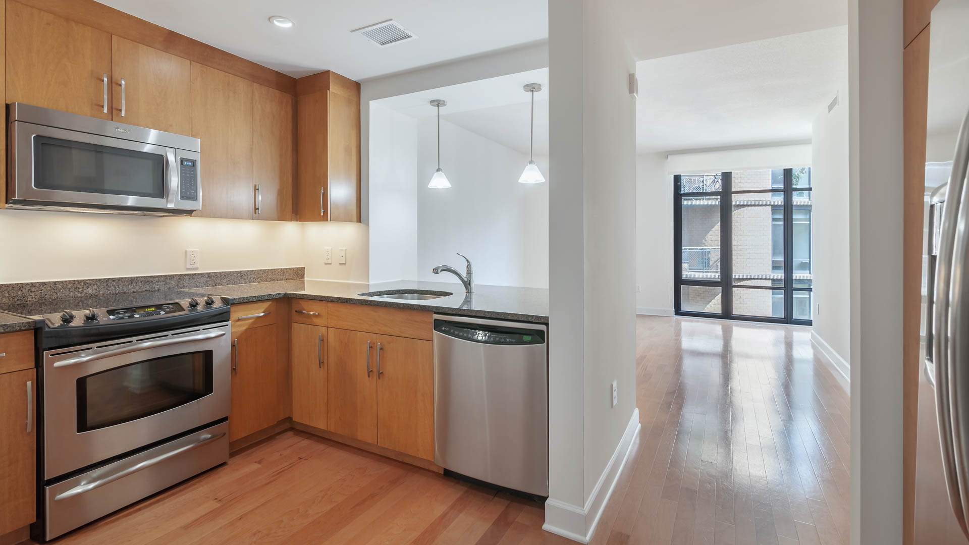 425 Mass Apartments 4 of 6