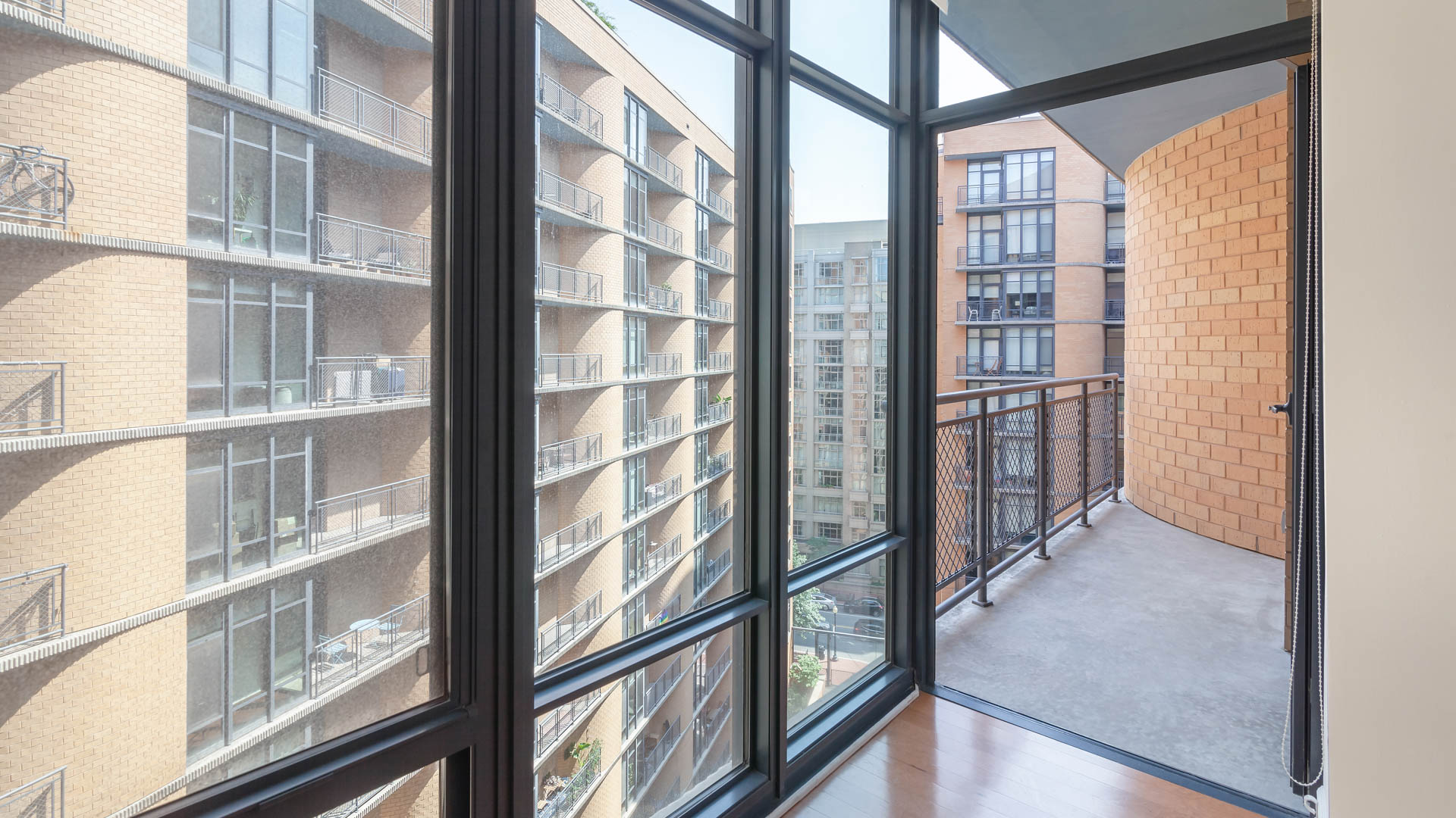 425 Mass Apartments 1 of 6
