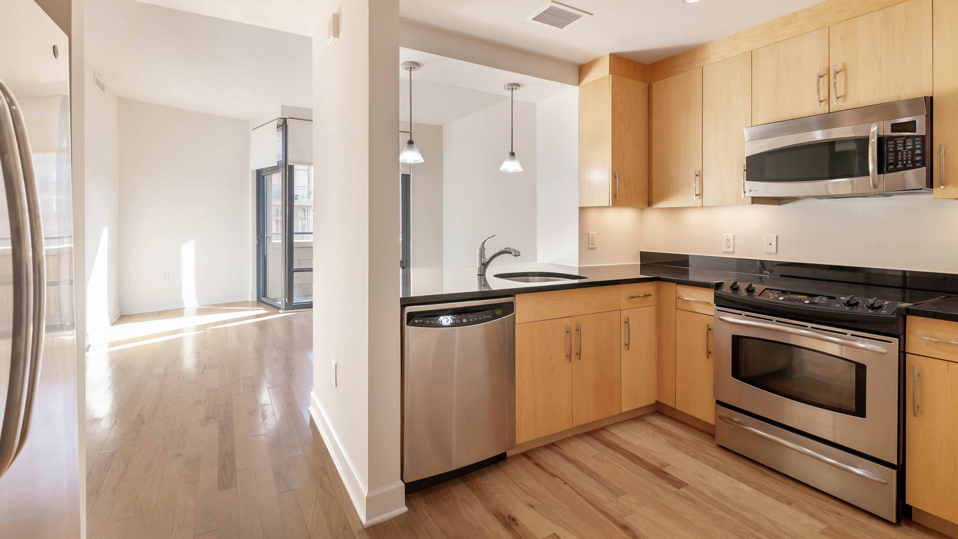 425 Mass Apartments 6 of 12