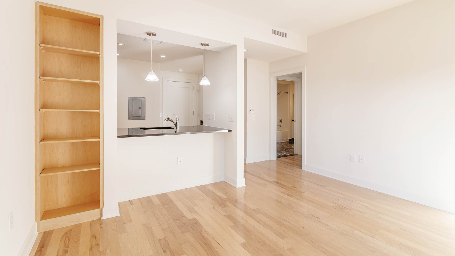 425 Mass Apartments 4 of 6