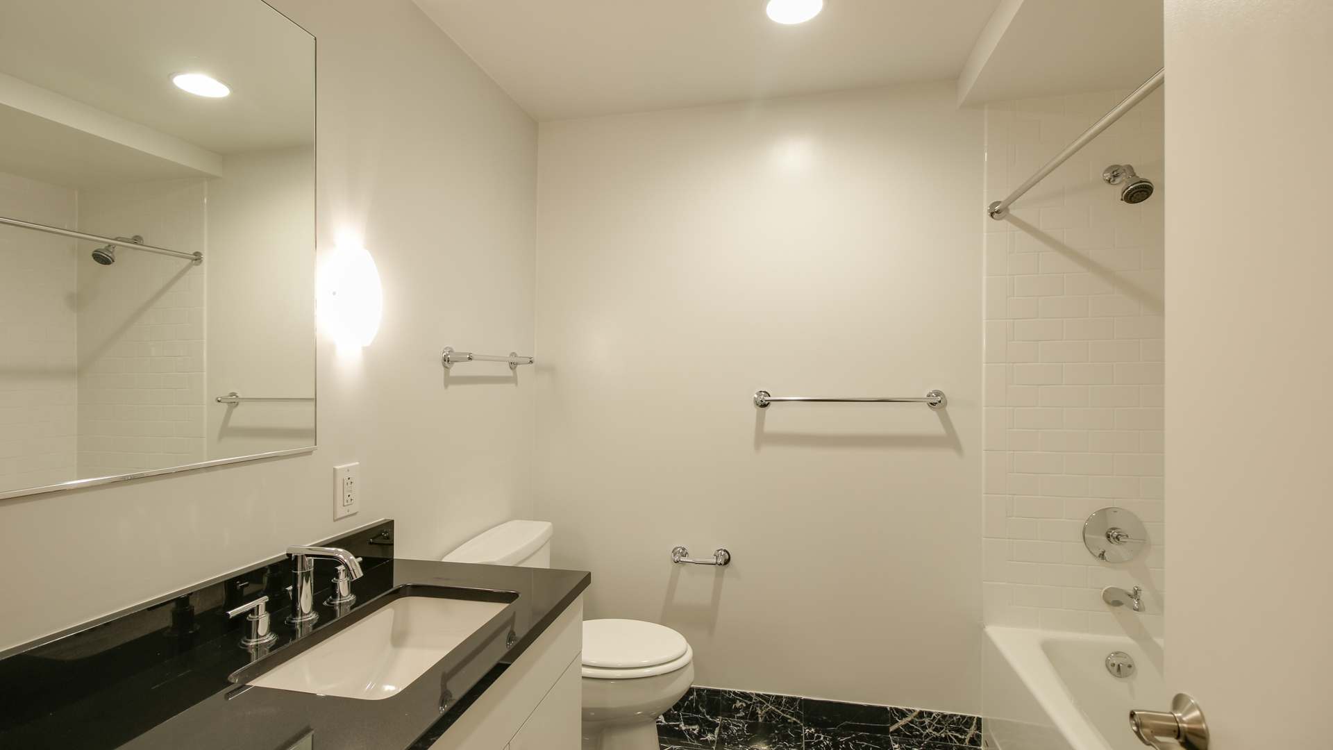 425 Mass Apartments 1 of 10