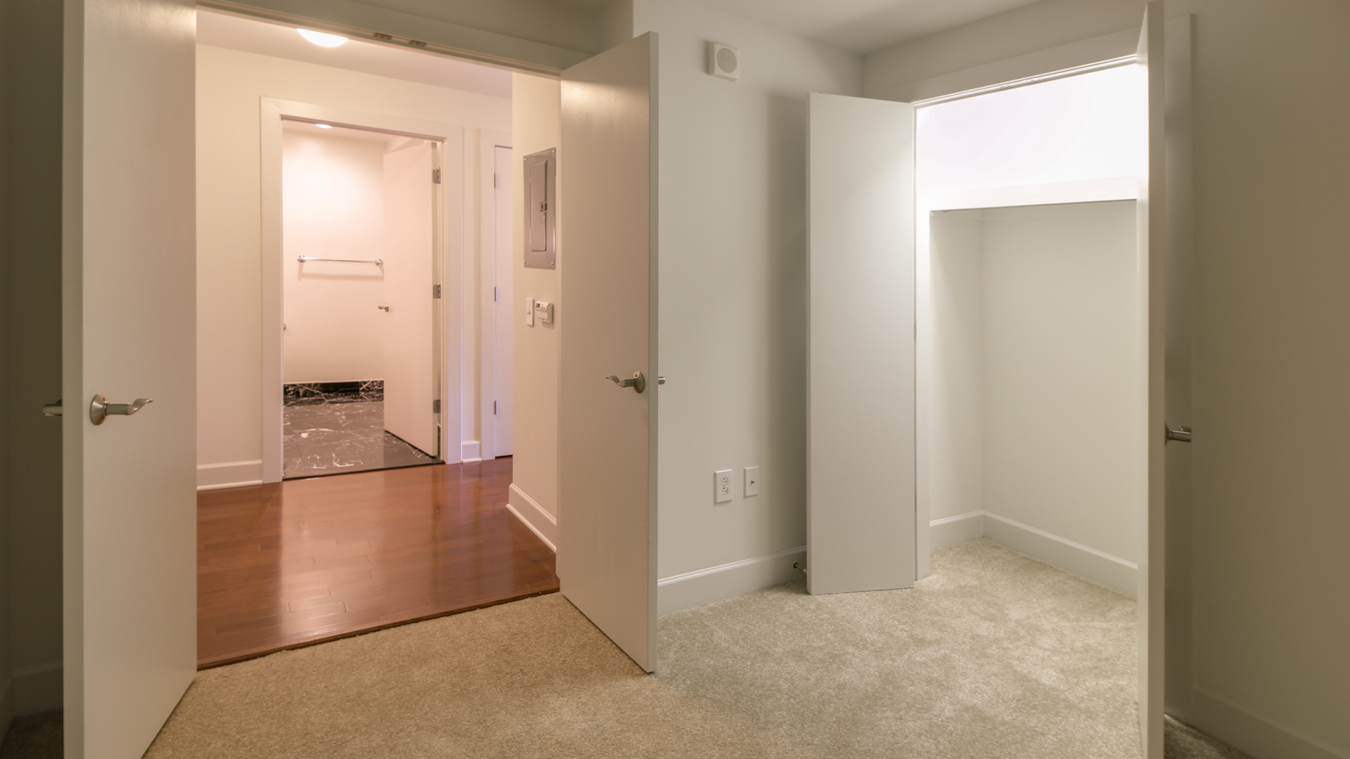 425 Mass Apartments 3 of 10