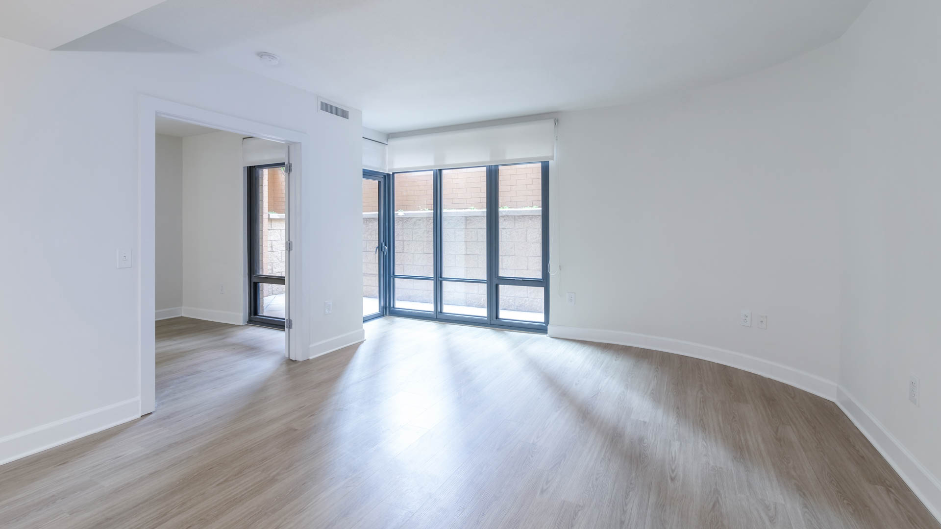 425 Mass Apartments 6 of 12