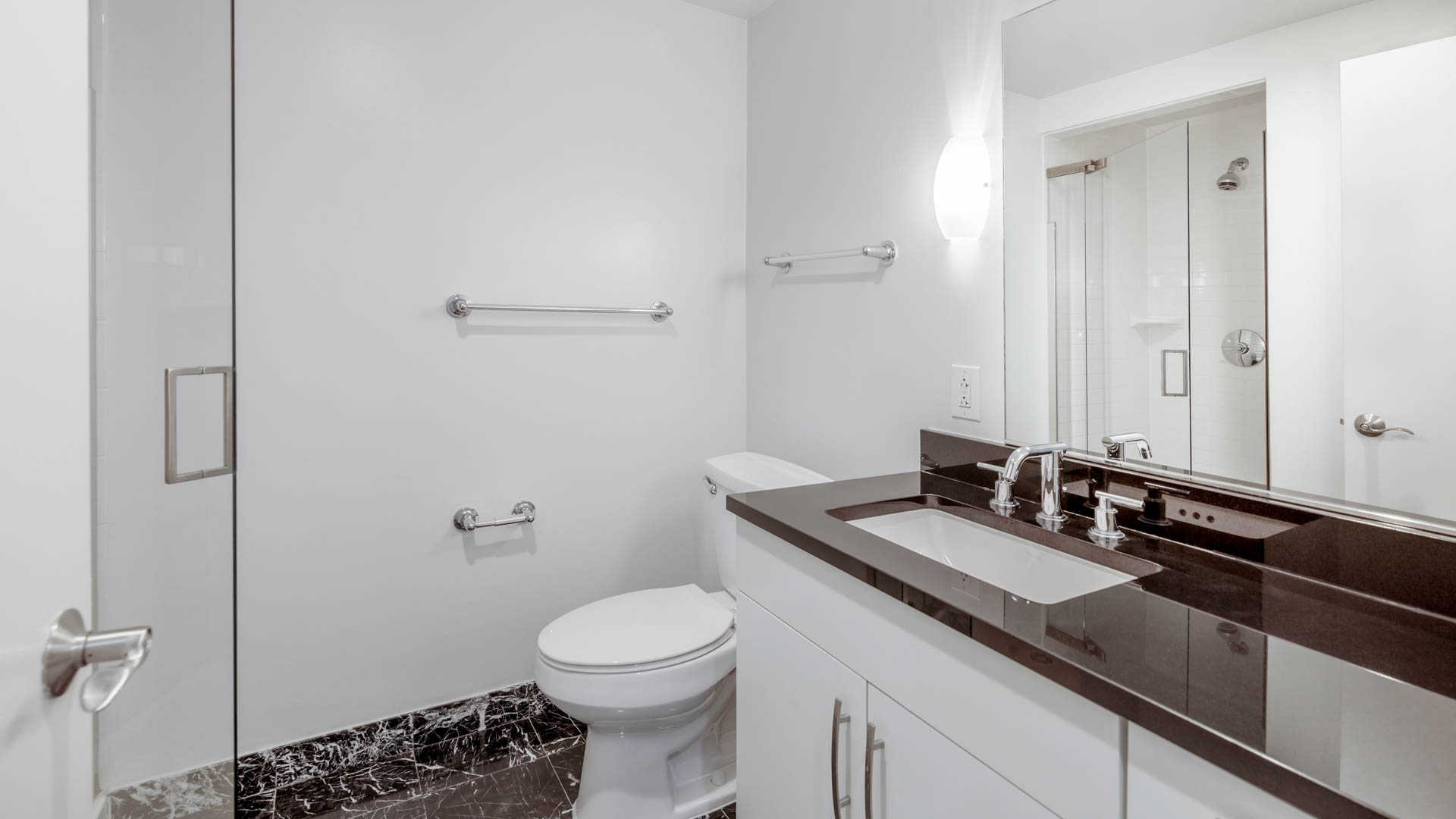 425 Mass Apartments 2 of 12