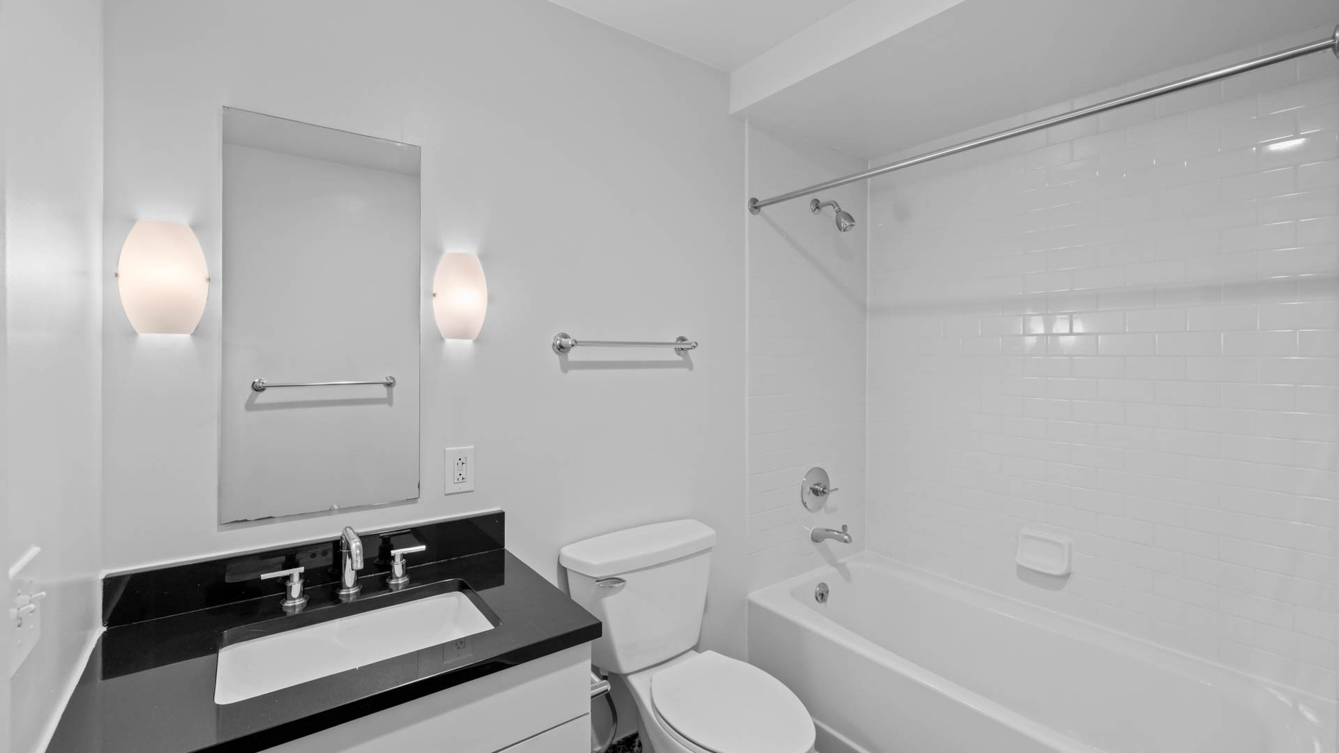425 Mass Apartments 25 of 67