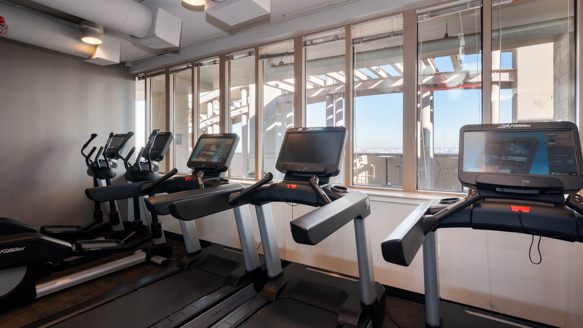 Gym at Liberty Tower Apartments (3 of 3)