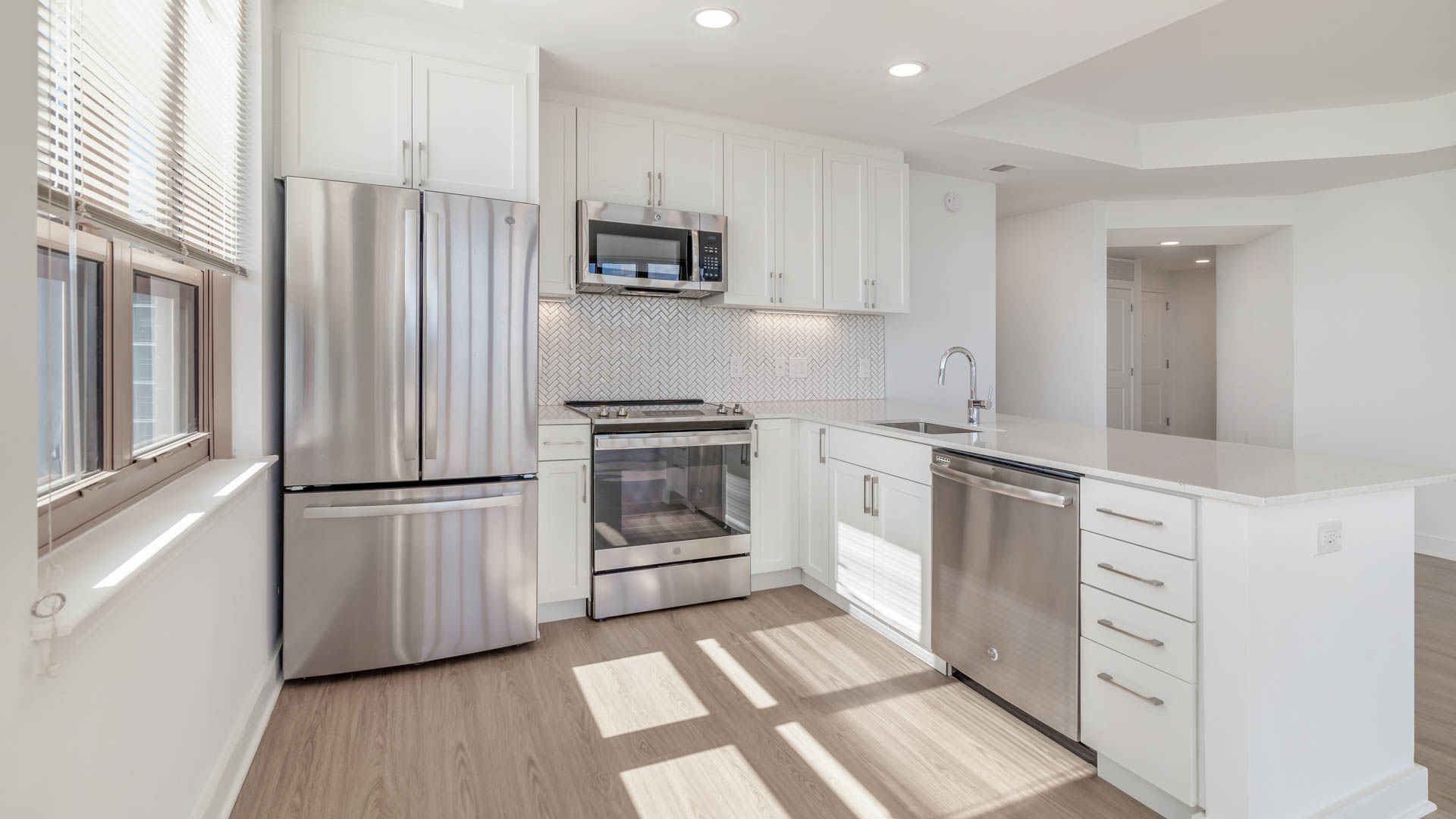 Liberty Tower Apartments 4 of 12