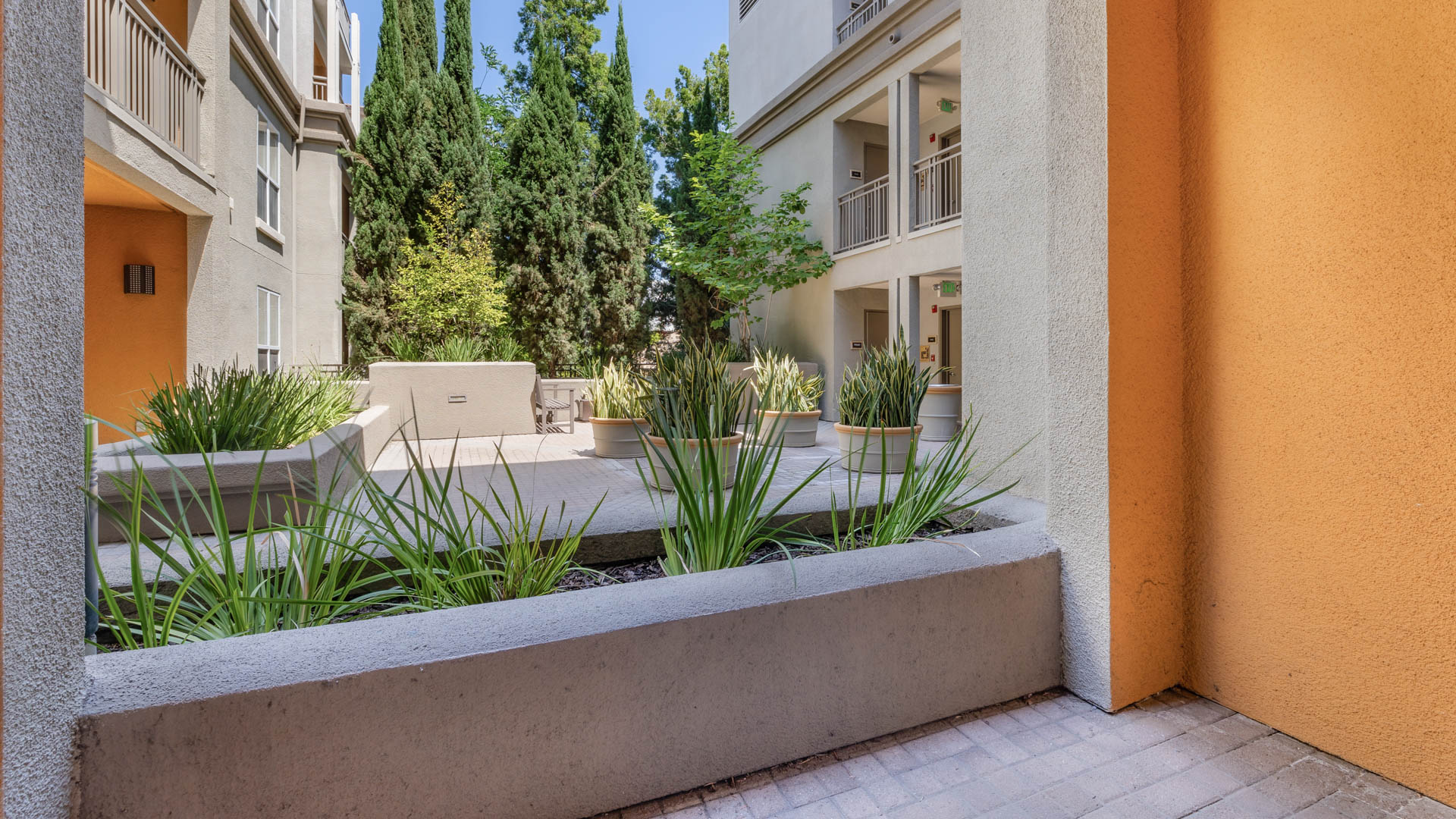 Acappella Pasadena Apartments 3 of 9