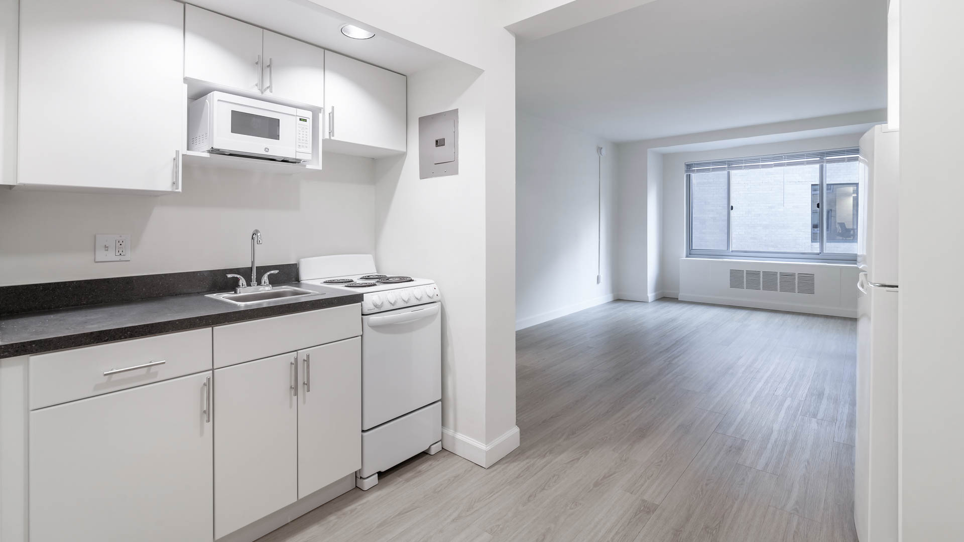 1500 Mass Apartments 7 of 9