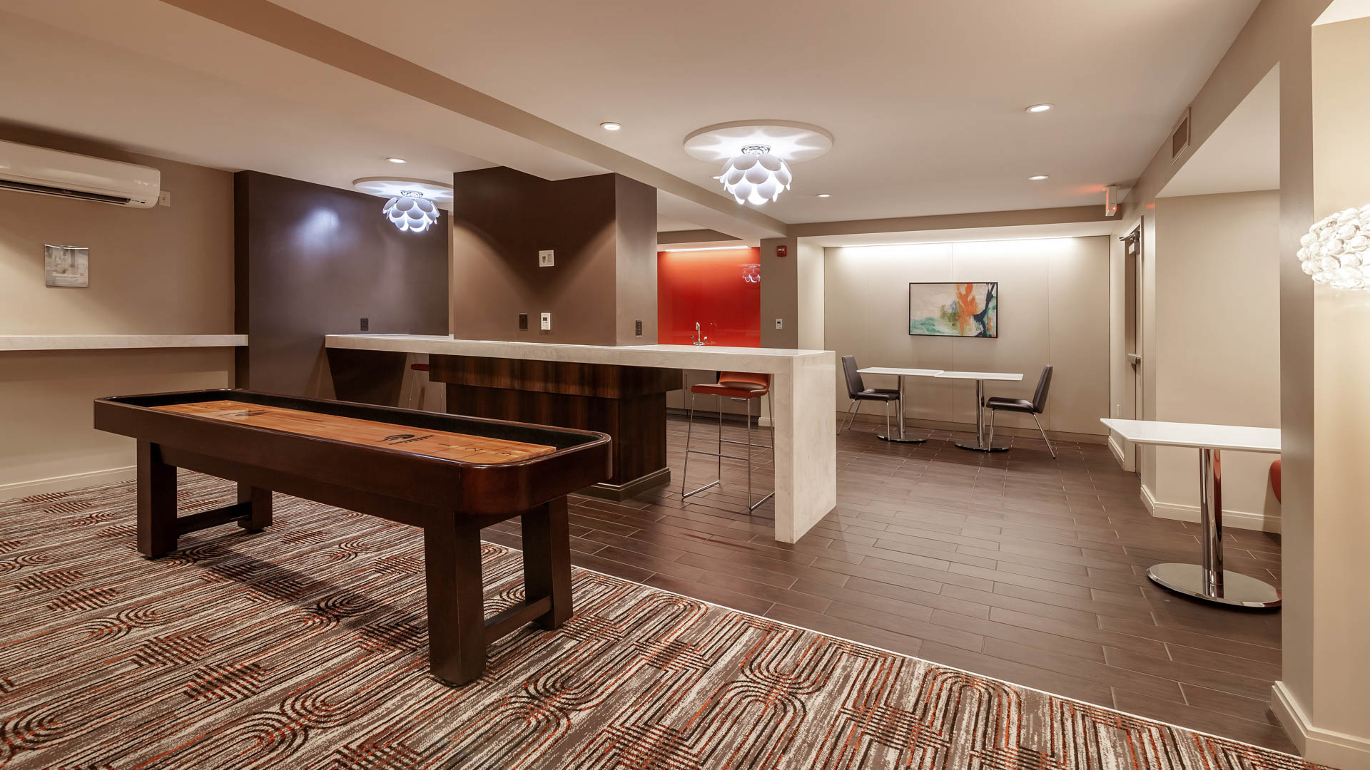 Lounge at 1500 Mass Apartments (3 of 3)