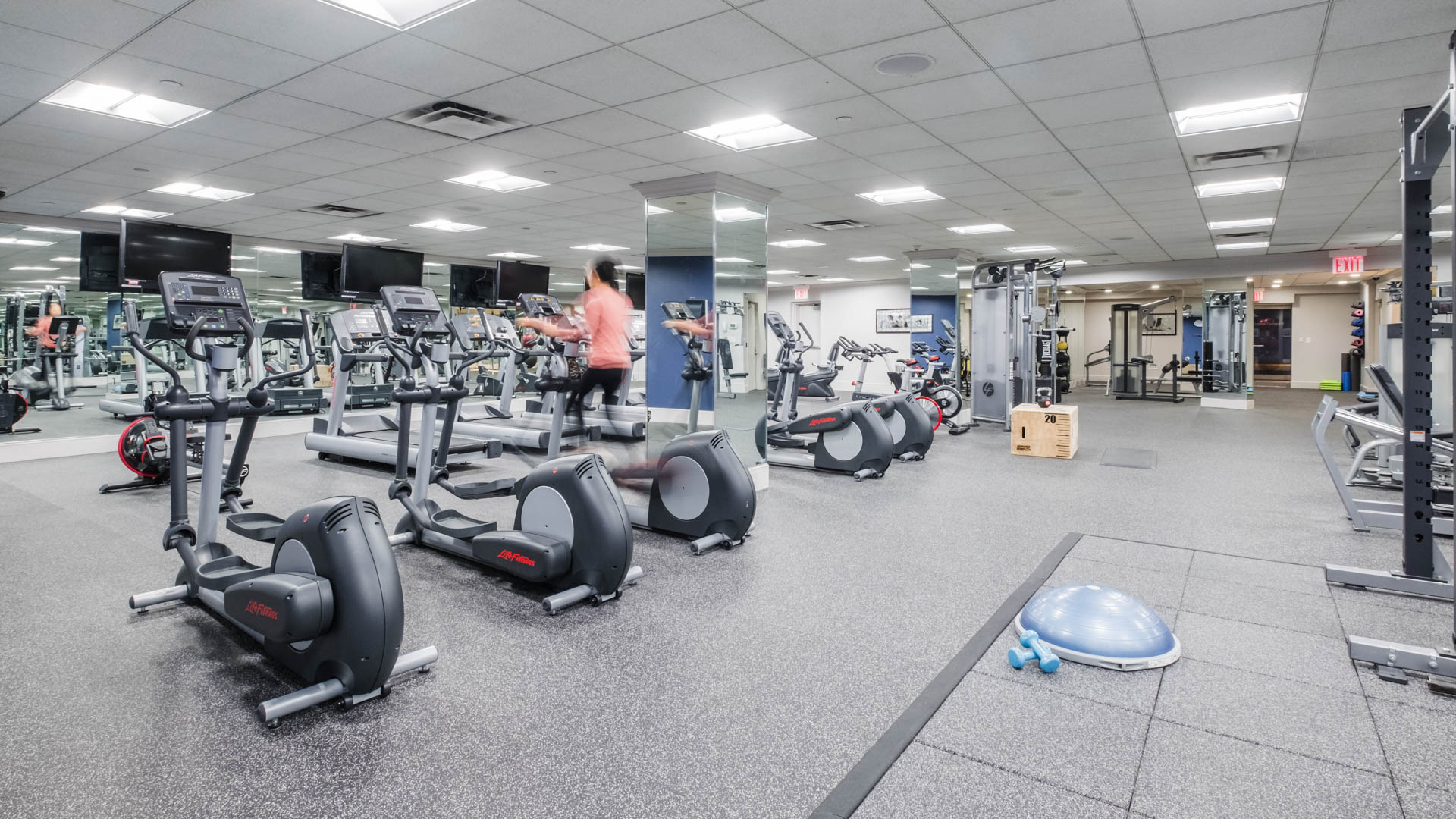 Gym at 180 Riverside Boulevard Apartments (4 of 5)