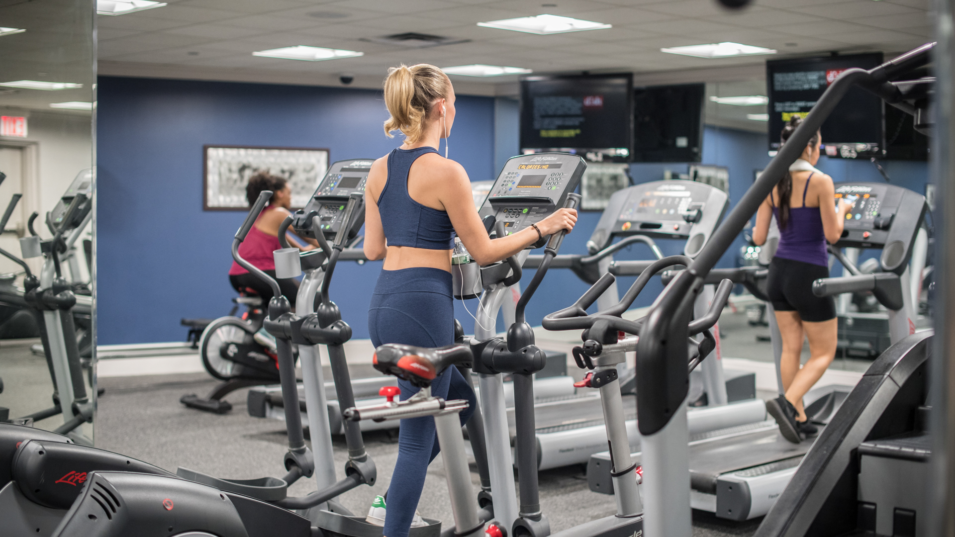 Gym at 180 Riverside Boulevard Apartments (3 of 5)