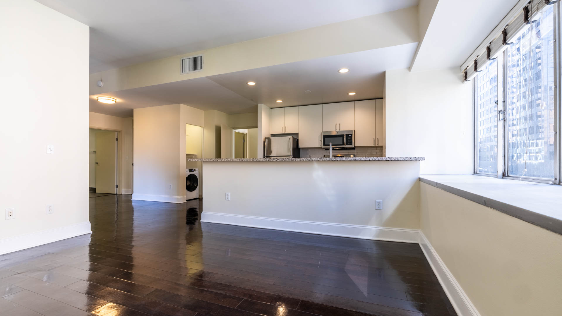Pegasus Apartments 5 of 8
