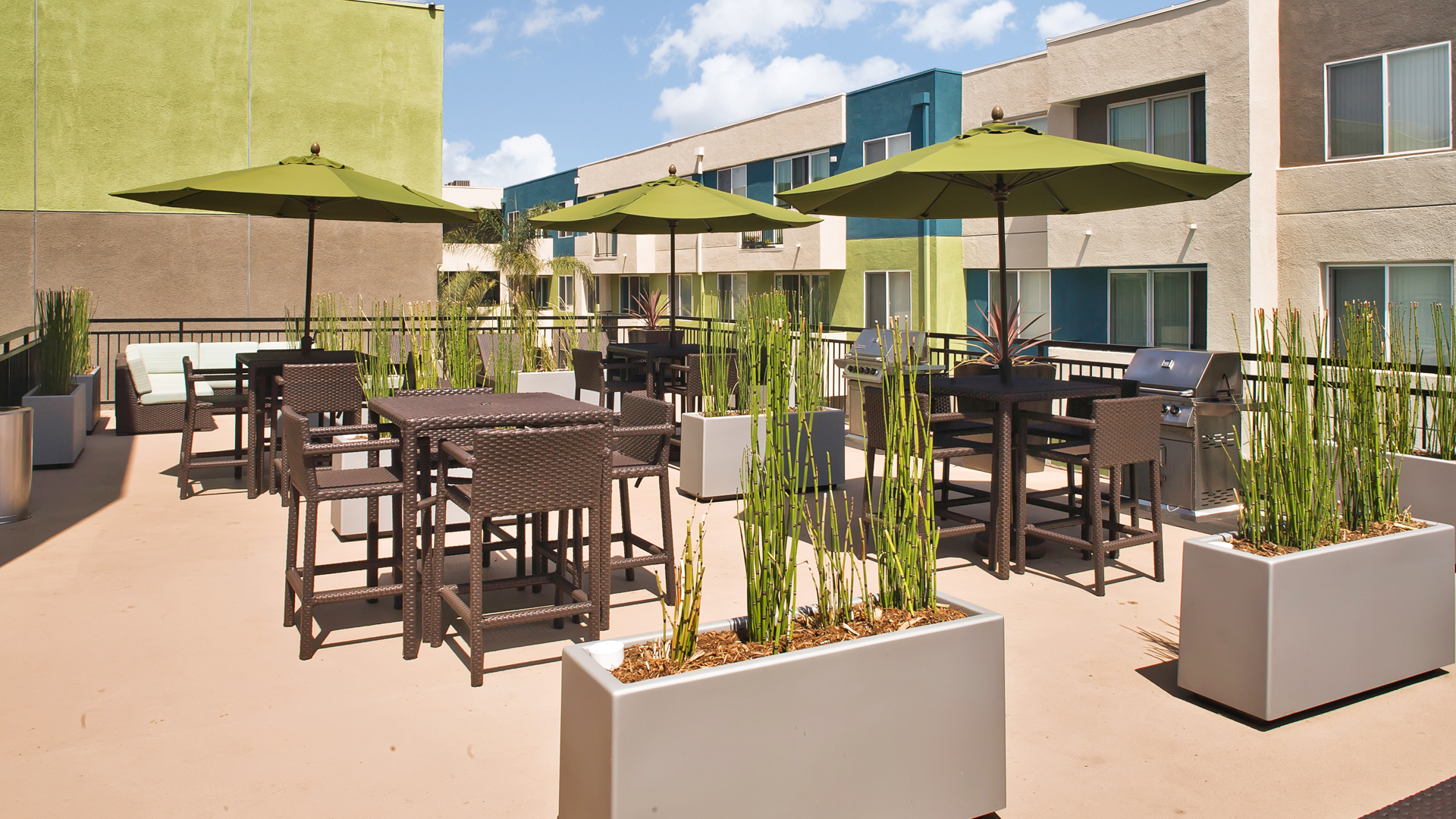 Grill area at Lindley Apartments