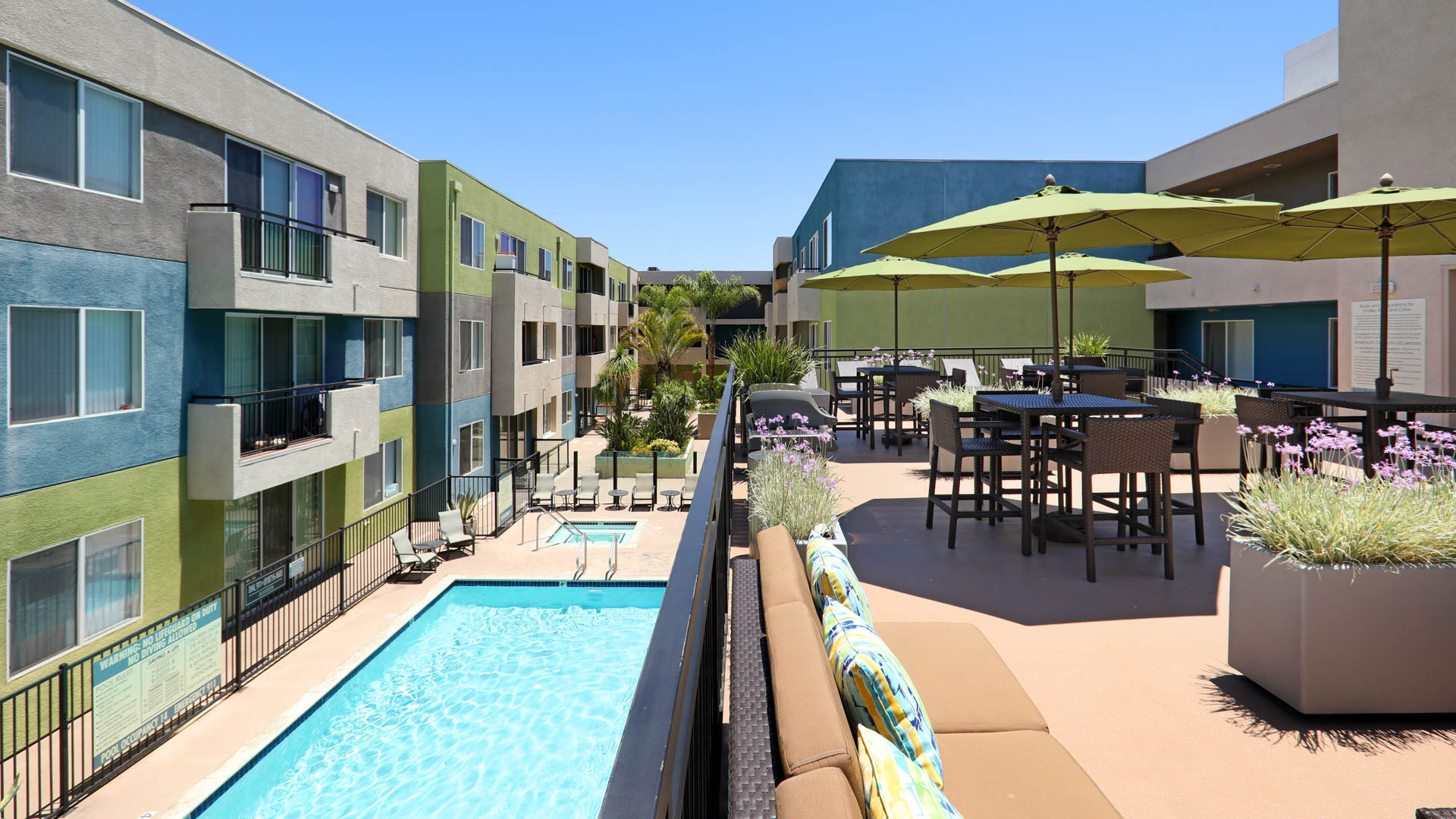 Pool at Lindley Apartments (2 of 8)