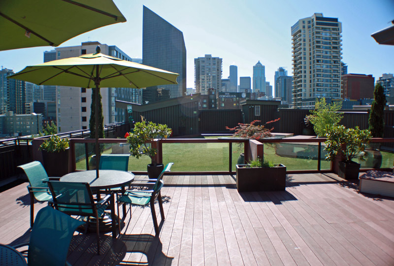Roof deck at Moda Apartments (1 of 6)