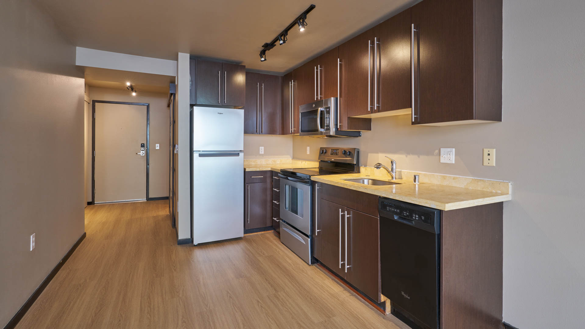 Moda Apartments 3 of 5