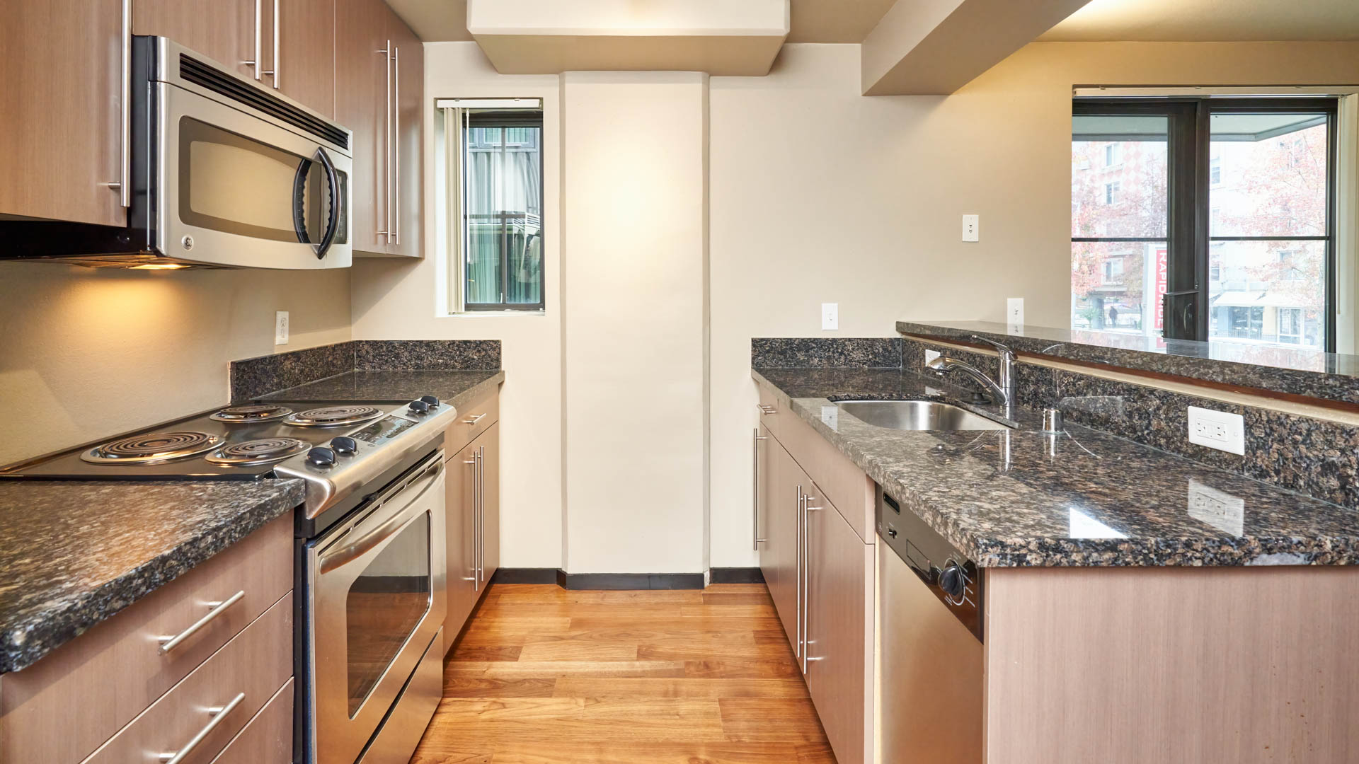 Moda Apartments 10 of 12