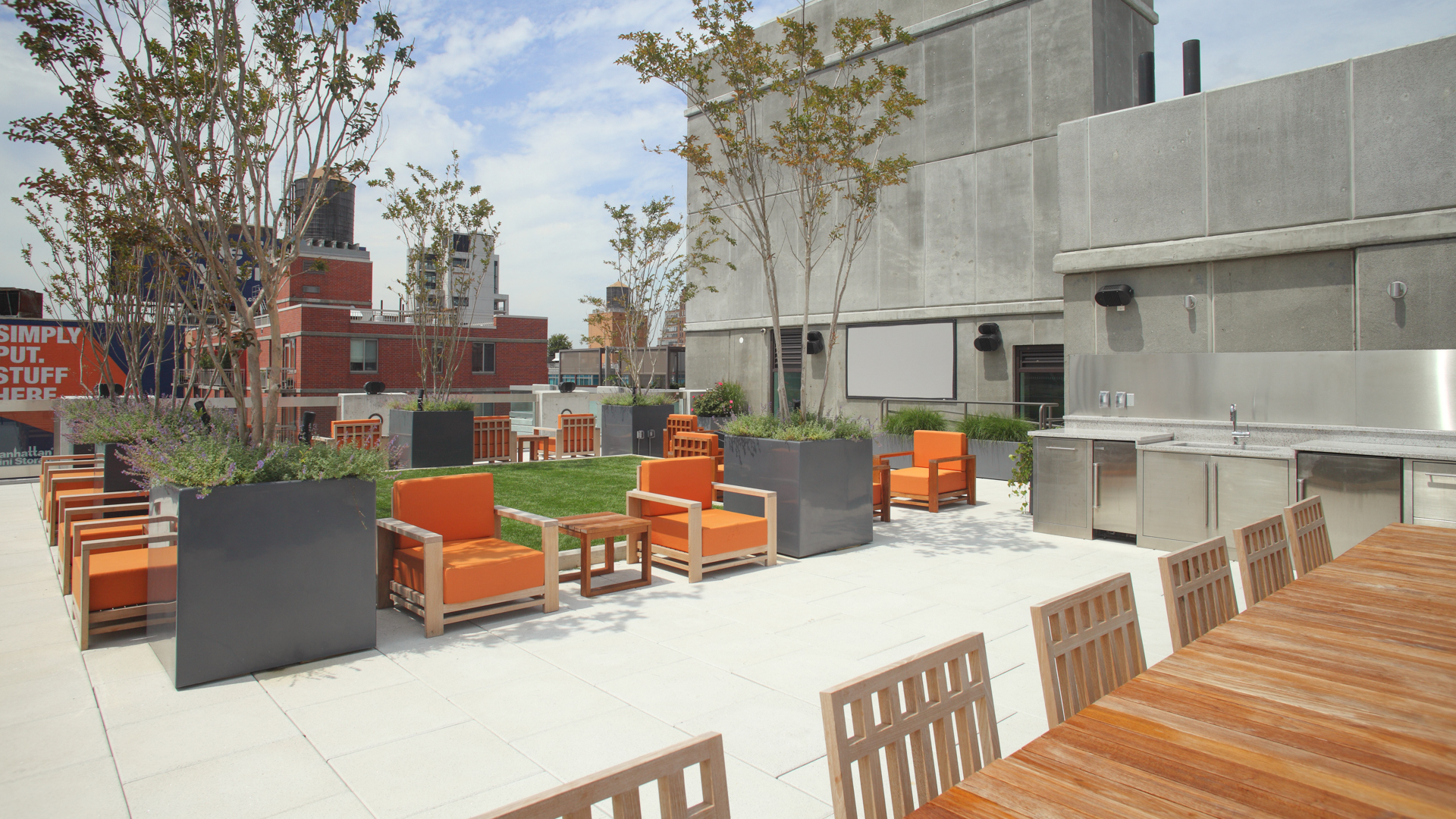 Roof deck at Ten23 Apartments (3 of 4)