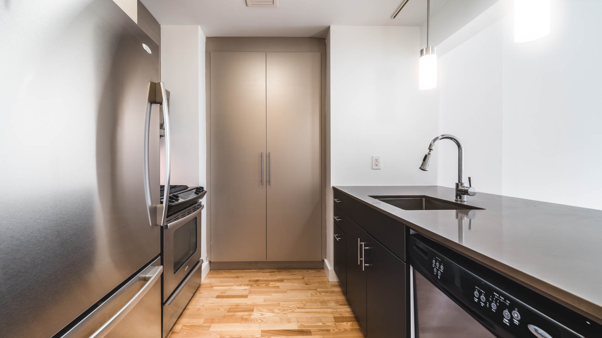 Ten23 Apartments 7 of 12
