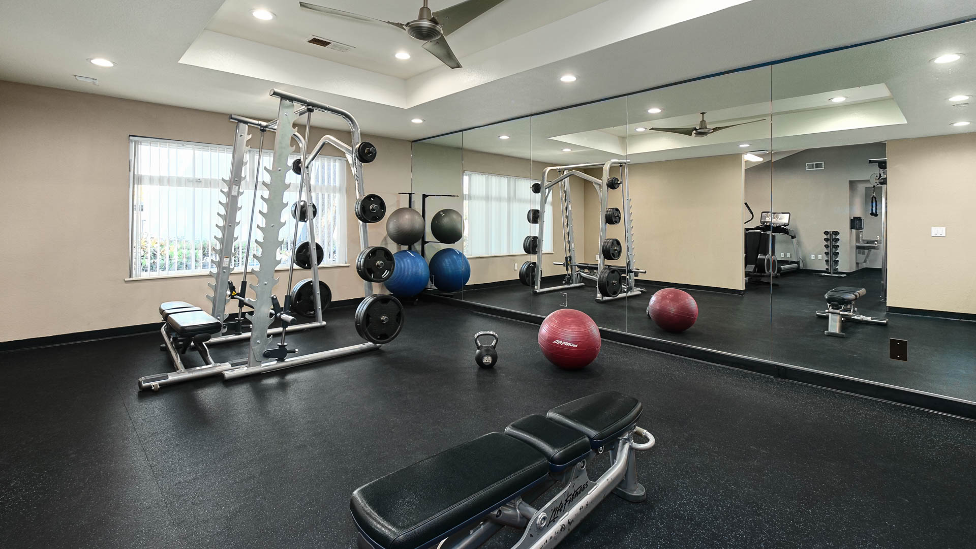 Gym at The Arches Apartments (1 of 2)