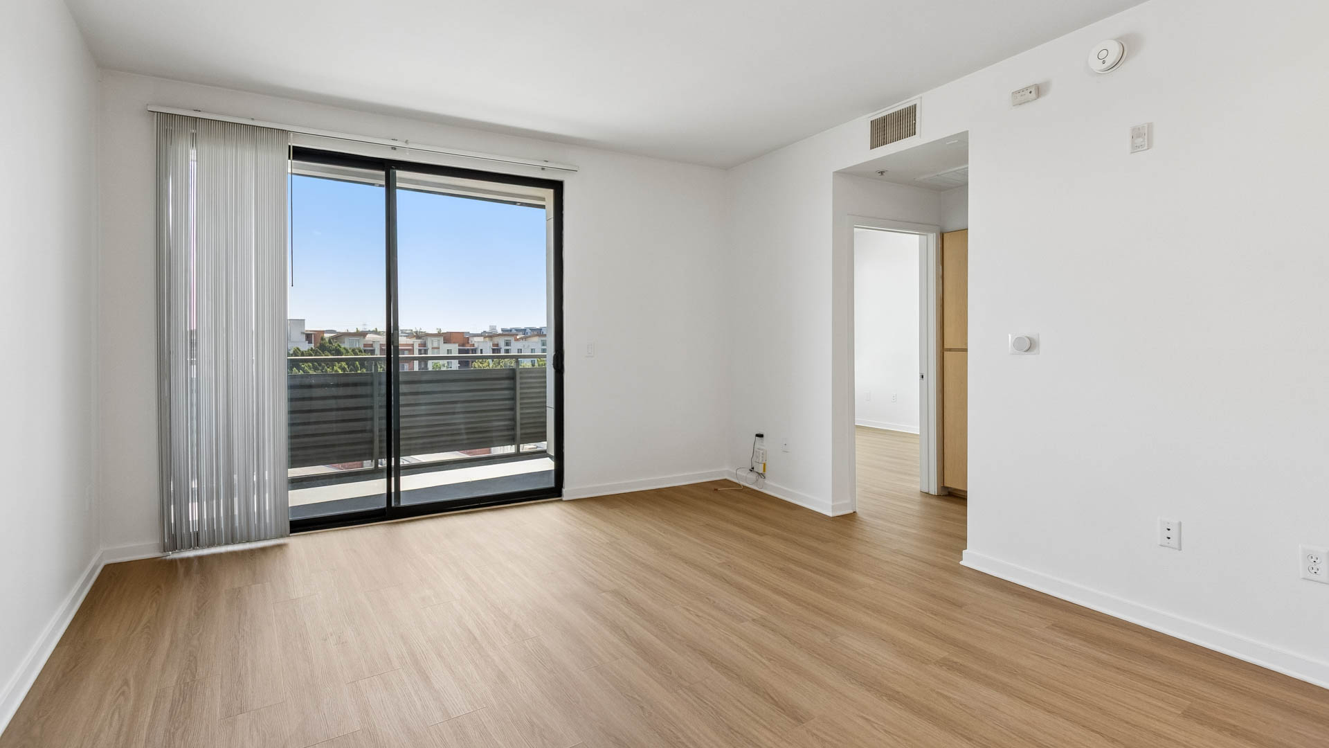 Hikari Apartments 7 of 12