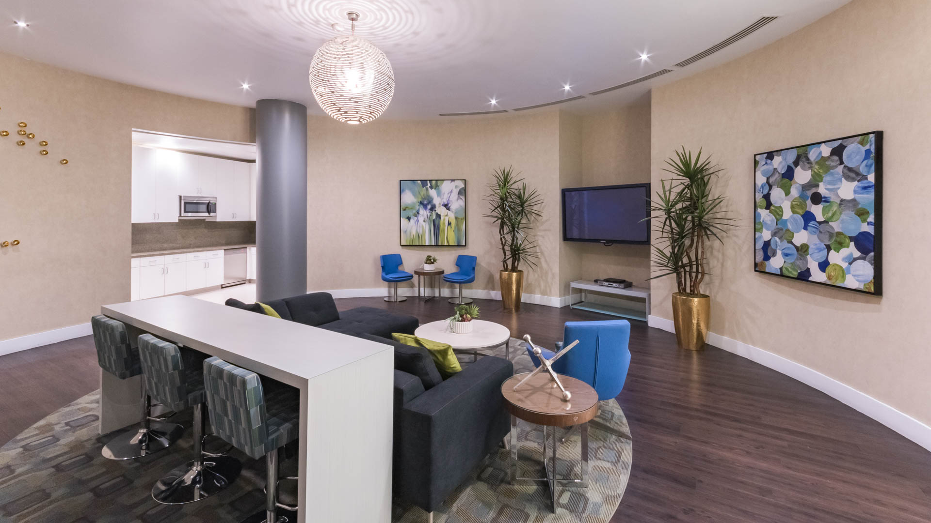 Work space at Hikari Apartments (3 of 3)