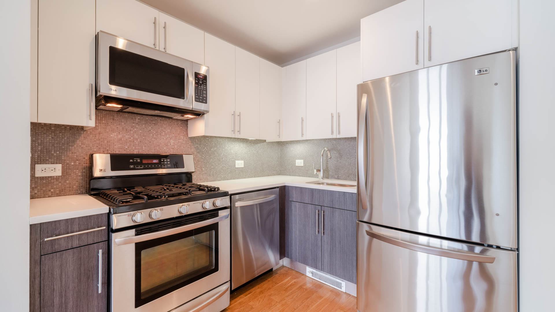 175 Kent Apartments 4 of 12