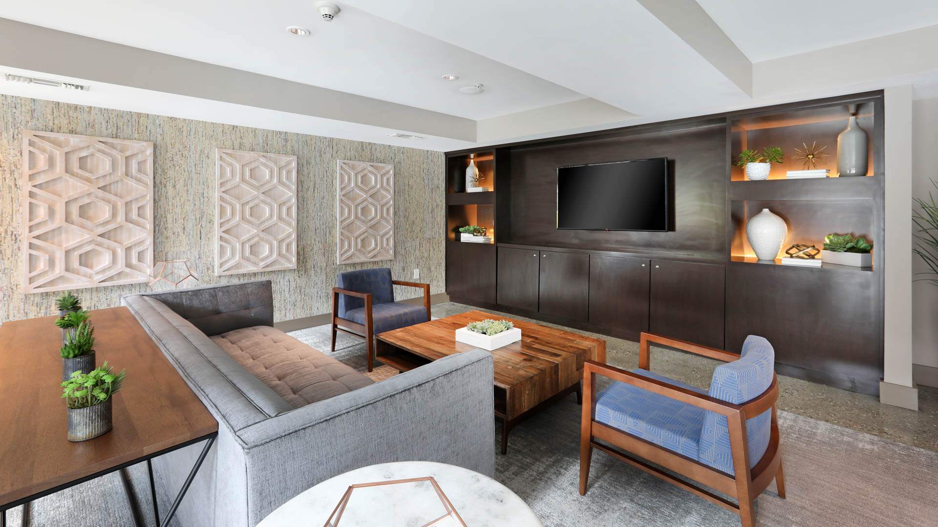 Lounge at Glo Apartments (2 of 3)