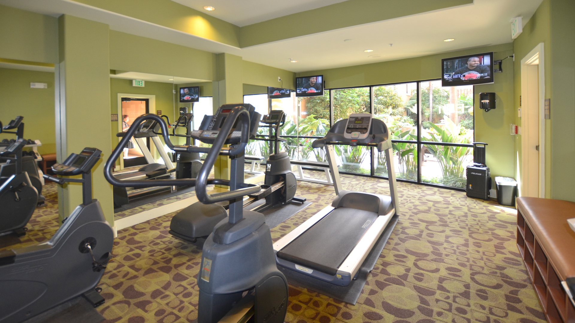 Gym at Belle Fontaine Apartments