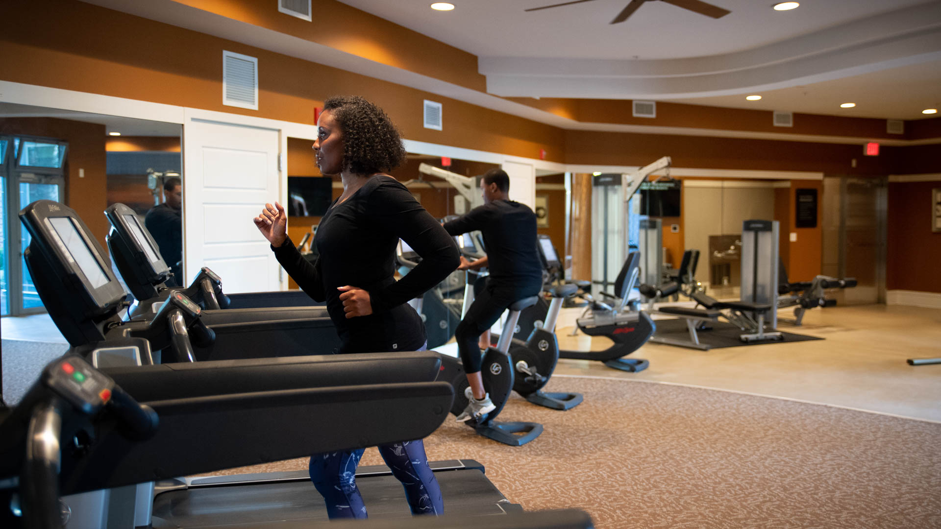 Gym at 2201 Pershing Apartments (4 of 4)
