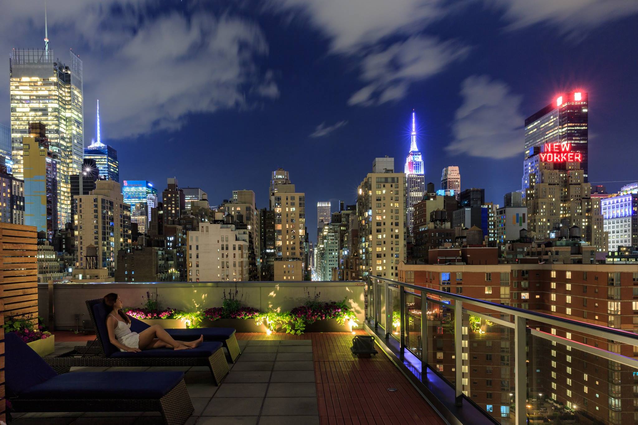 Roof deck at Mantena Apartments (4 of 4)