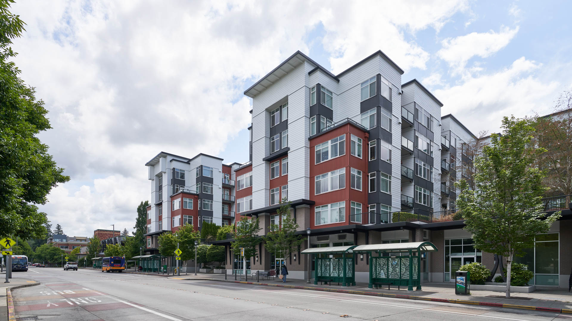 Veloce Apartments 4 of 12