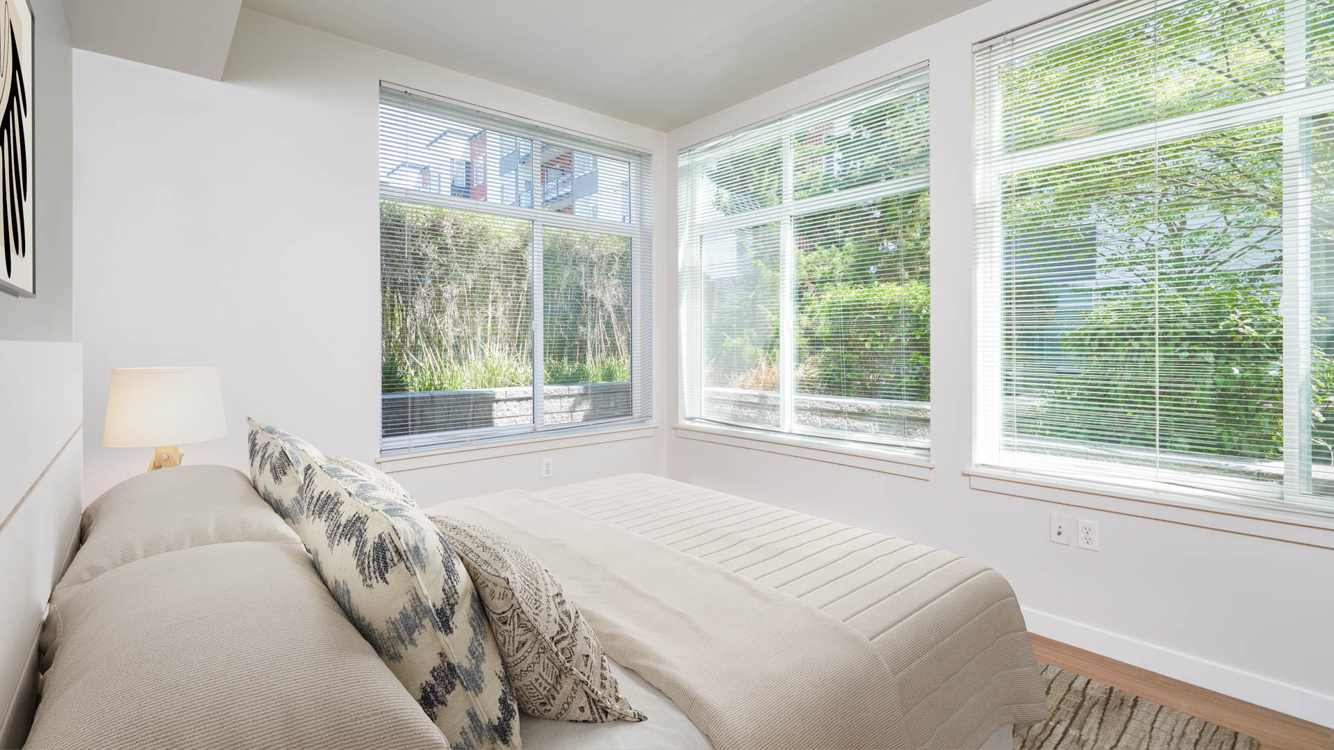 Veloce Apartments 26 of 57
