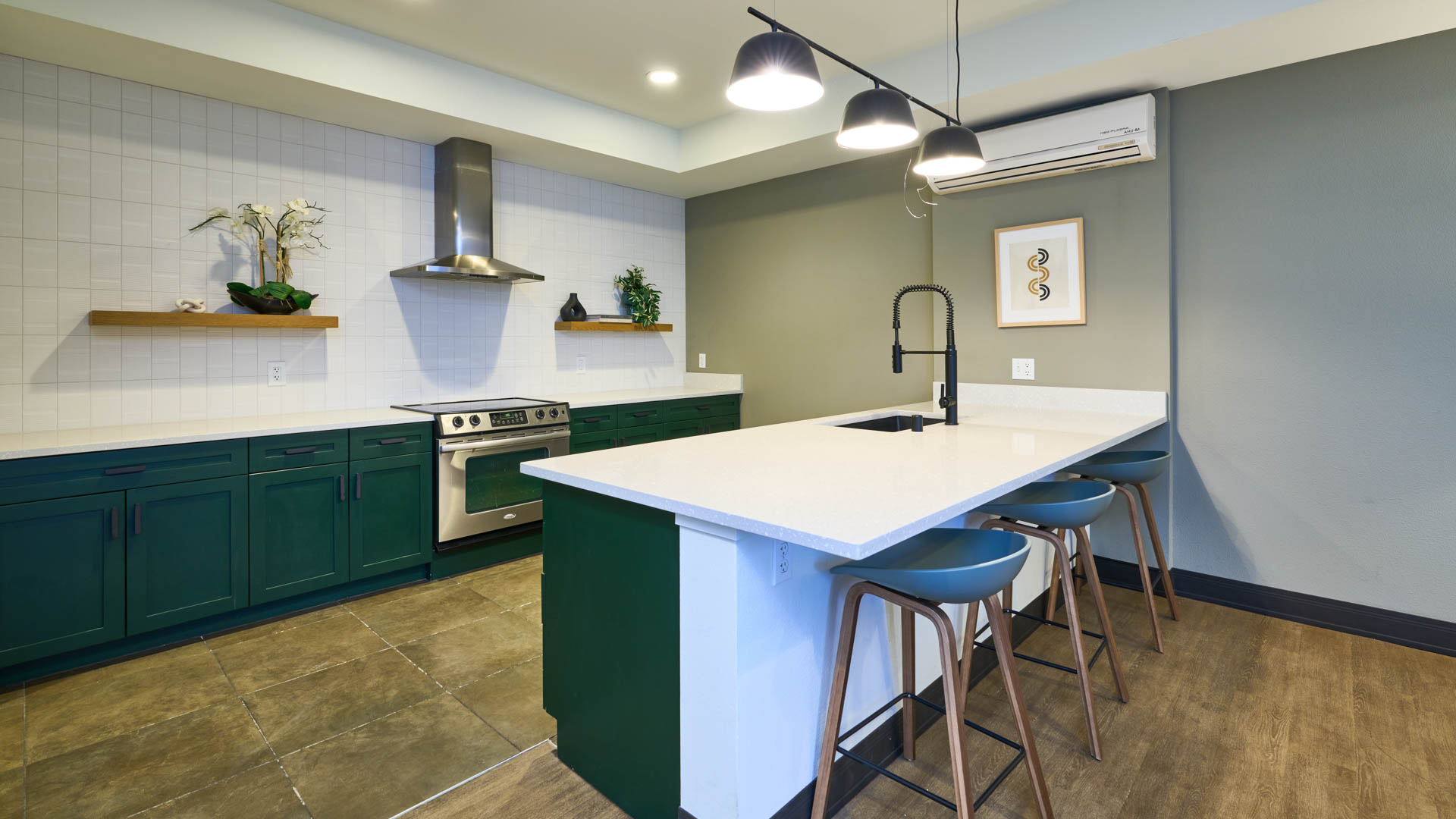 Veloce Apartments 36 of 57