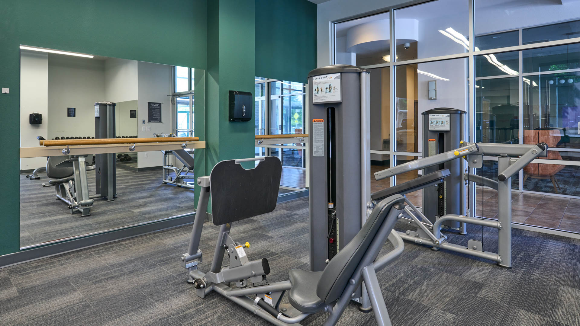 Gym at Veloce Apartments (4 of 5)