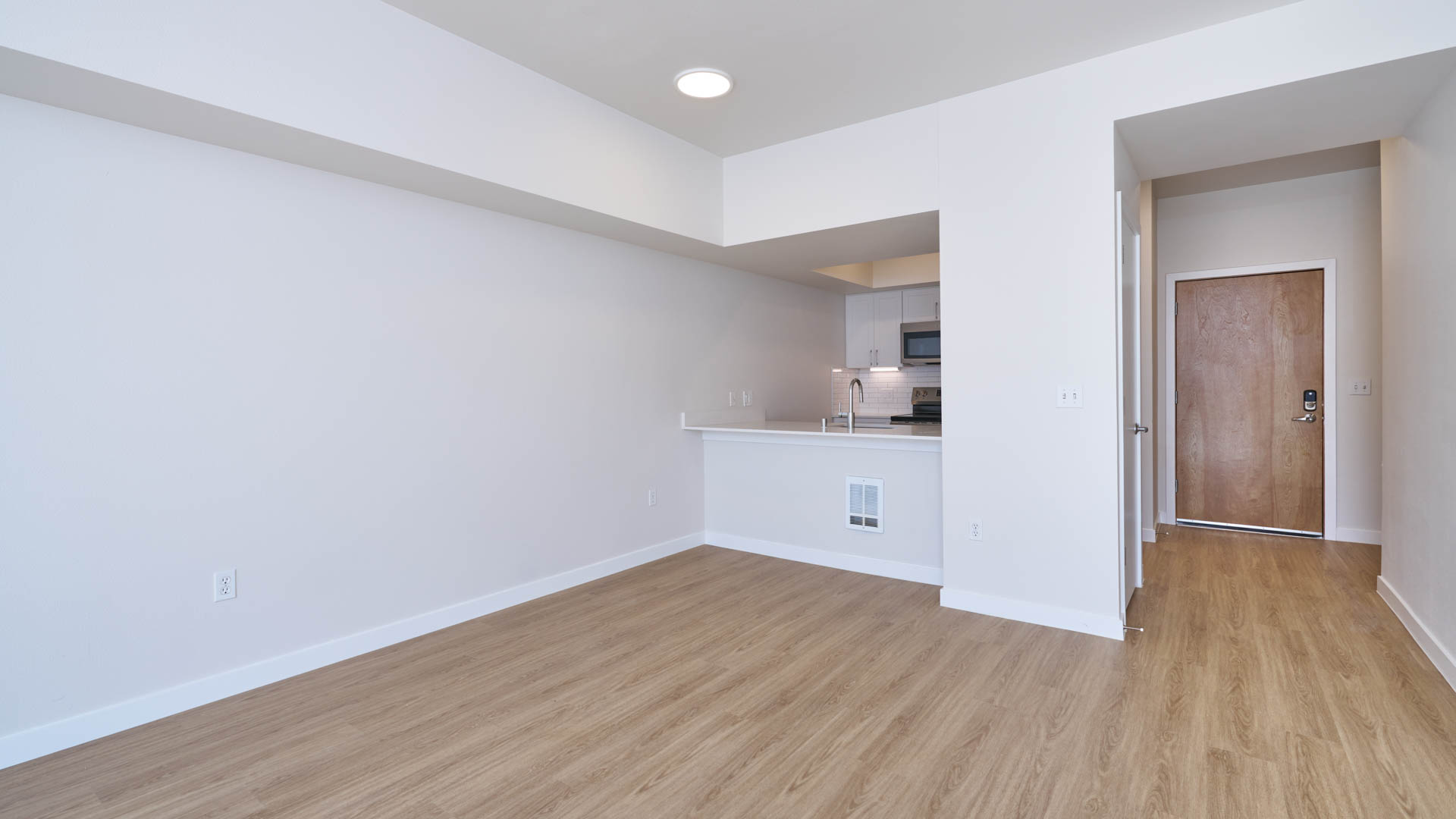Veloce Apartments 6 of 12