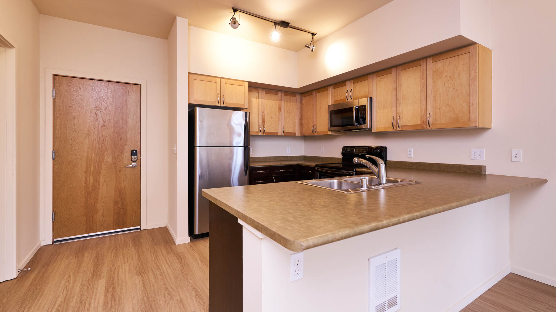 Veloce Apartments 7 of 12