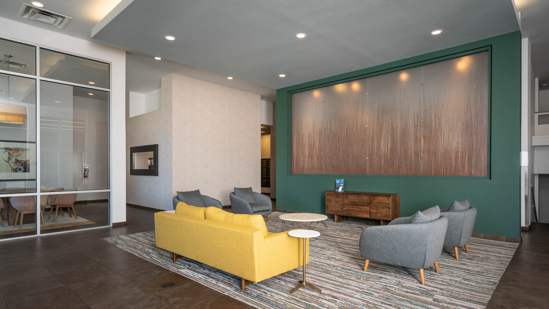 Veloce Apartments 7 of 12