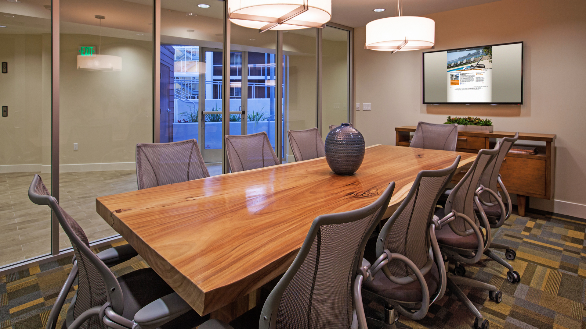 Work space at Breakwater at Marina del Rey Apartments