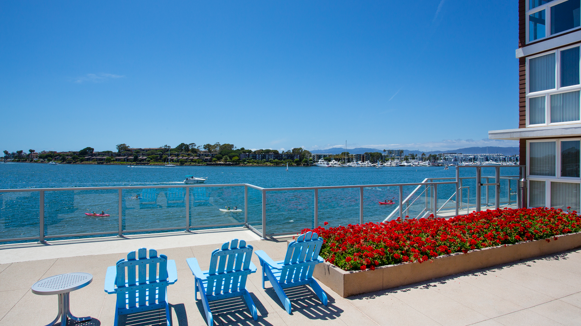 Roof deck at Breakwater at Marina del Rey Apartments (5 of 5)