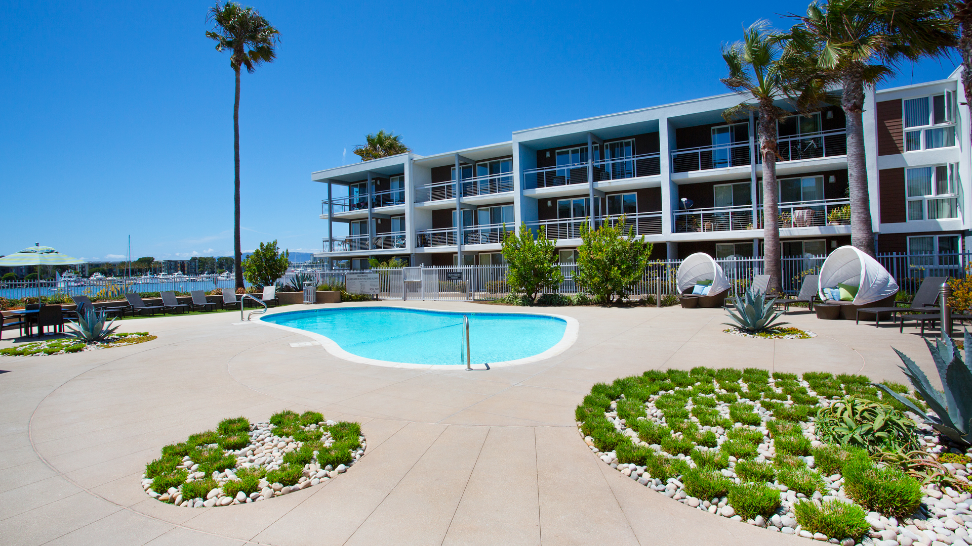 Pool at Breakwater at Marina del Rey Apartments (4 of 4)
