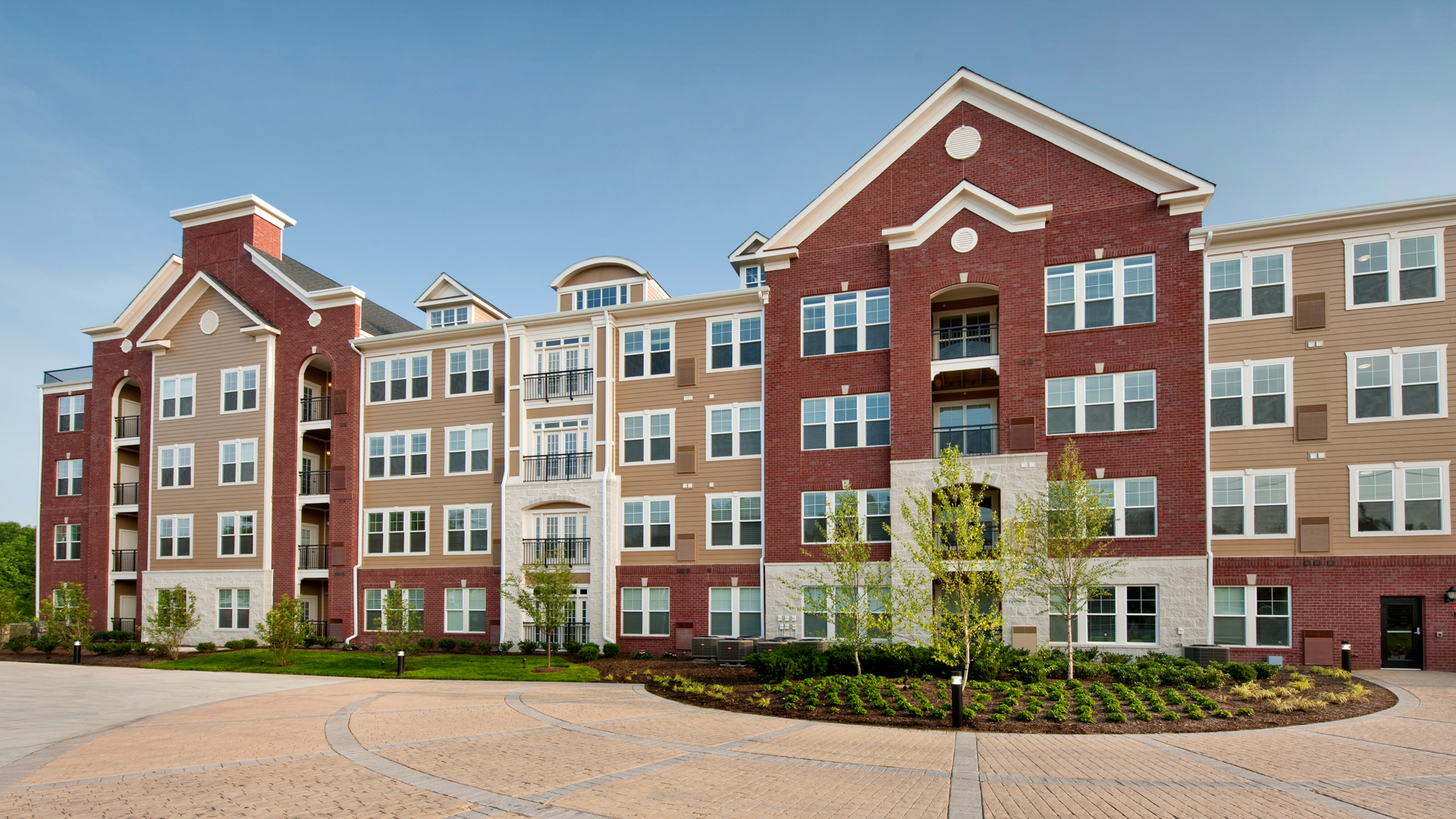 Westchester Rockville Station Apartments 4 of 12