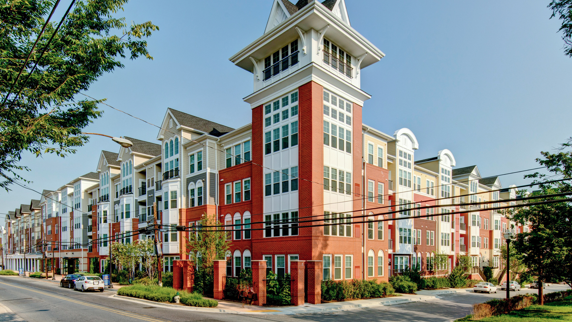 Gaithersburg Station Apartments 2 of 12