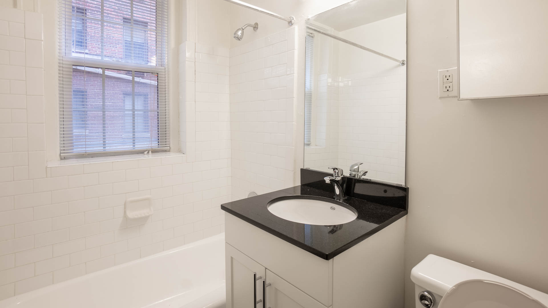 Connecticut Heights Apartments 7 of 12