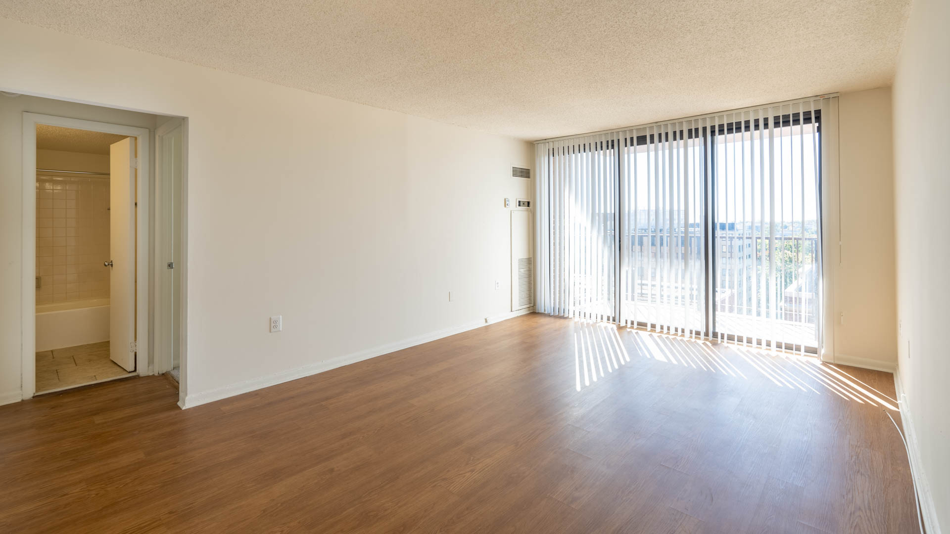 Connecticut Heights Apartments 5 of 6