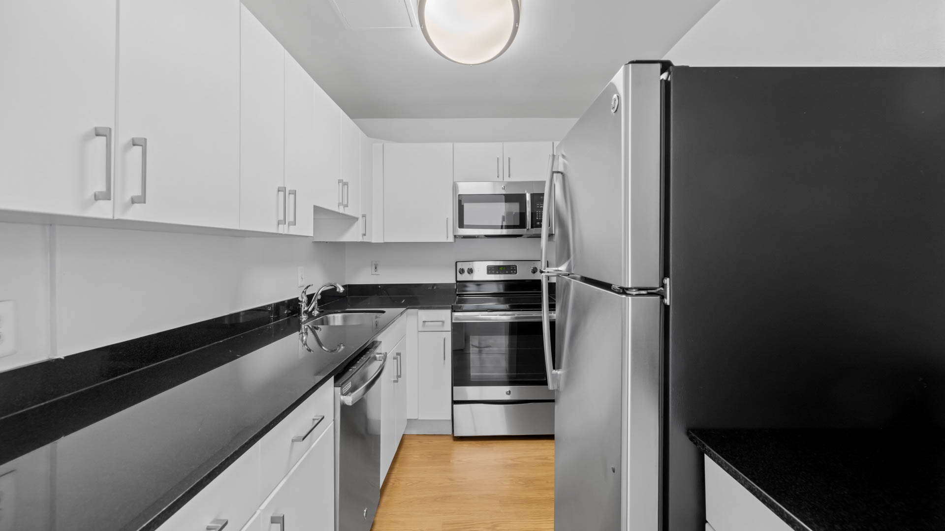 Connecticut Heights Apartments 3 of 12