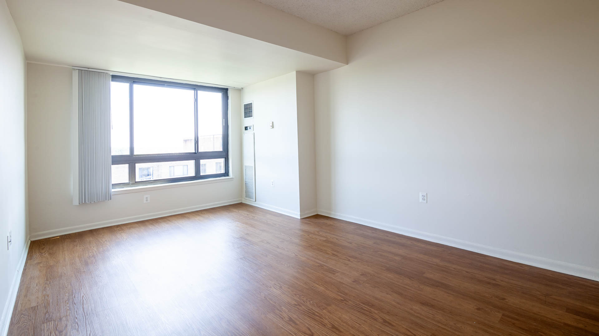 Connecticut Heights Apartments 3 of 4