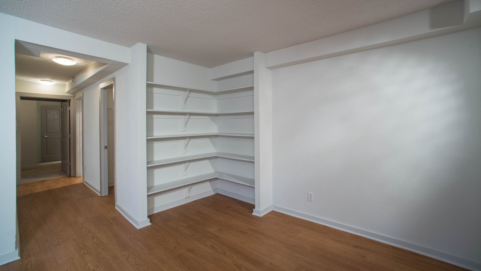 The Samuel at Dupont Circle Apartments 4 of 5