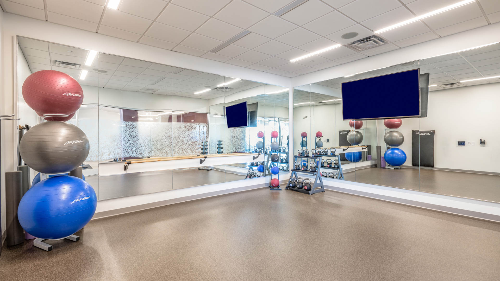 Gym at Cronin's Landing Apartments (2 of 4)